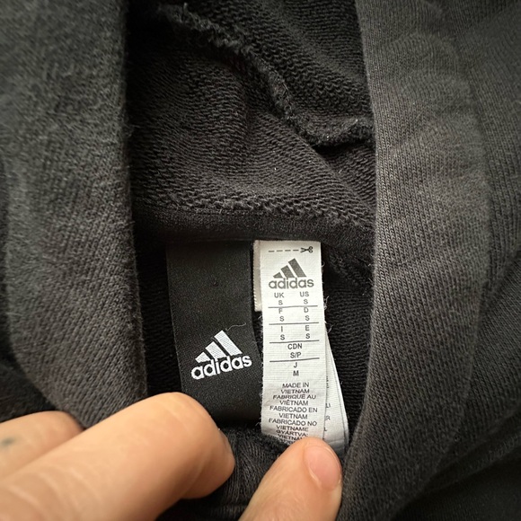 Adidas vest - Picture 2 of 3